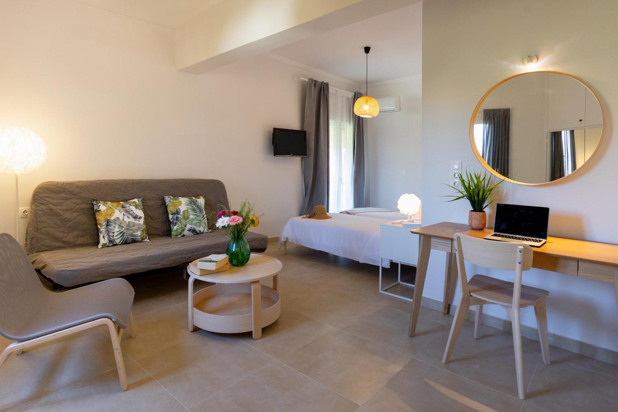 Bretagne Hotel 2*