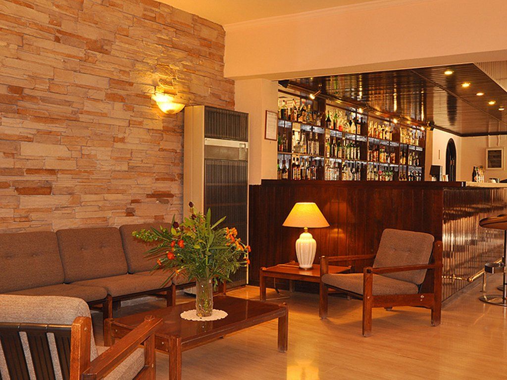 Hotel Bretagne 2*