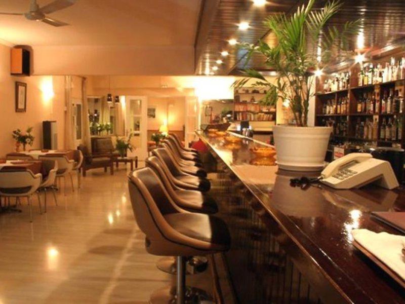 Bretagne Hotel Corfu (city)